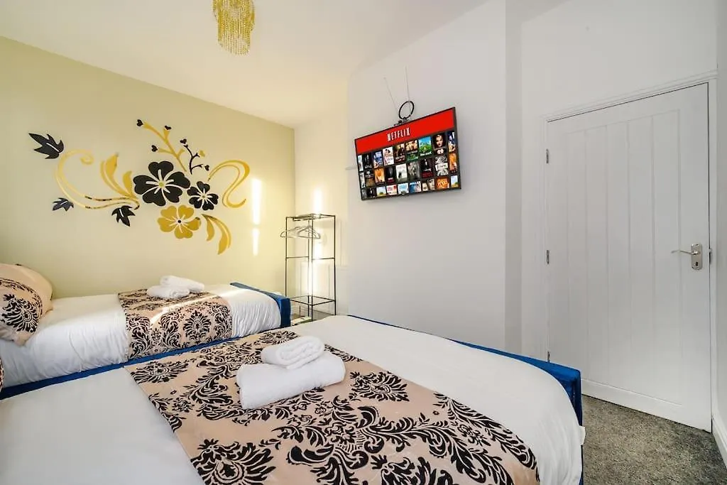 -75Cr- Setup For Your Most Relaxed And Amazing Stay Leeds  0*, Leeds (West Yorkshire)